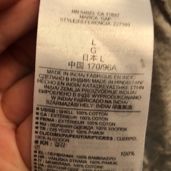 GAP colorblock tee - Picture 3 of 13